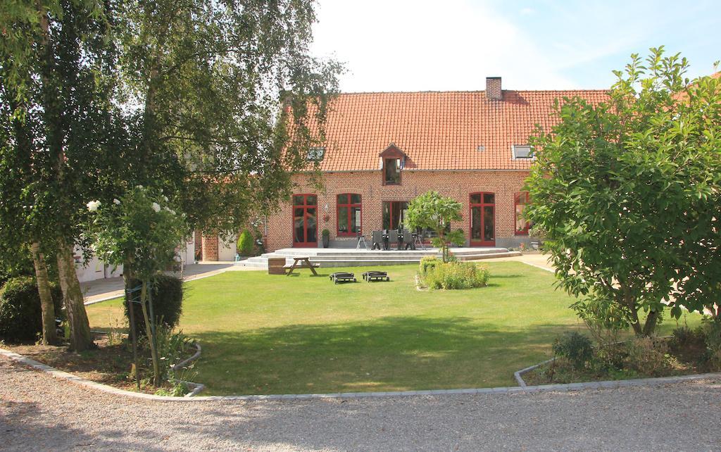 Au Coeur Des Hotes Steenvoorde Ngoại thất bức ảnh