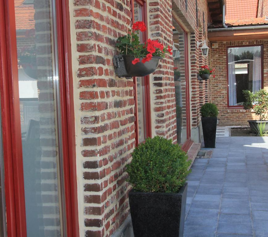 Au Coeur Des Hotes Steenvoorde Ngoại thất bức ảnh